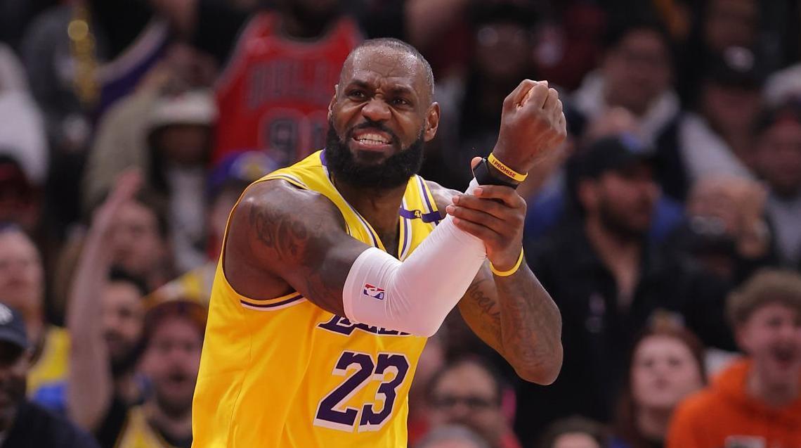 九游在线玩游戏包含湖人球员公开质疑裁判判罚尺度，引争议，谢谢密码成为.的词条