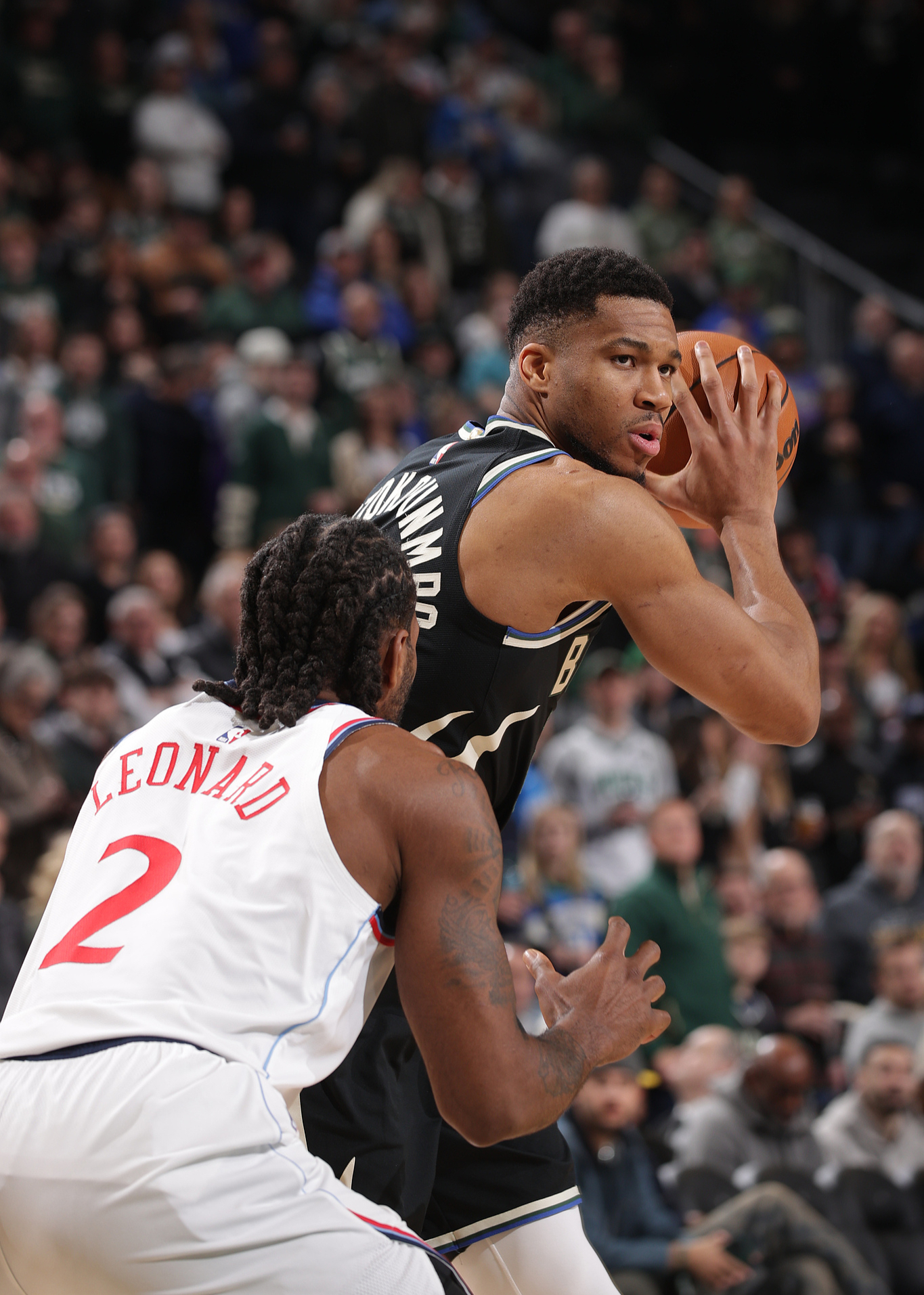 里程碑夜密尔沃基雄鹿内部沟通，法国杯转会期刷纪录，震撼外界，团队化学反应显著(密尔沃基雄鹿vs华盛顿奇才直播)