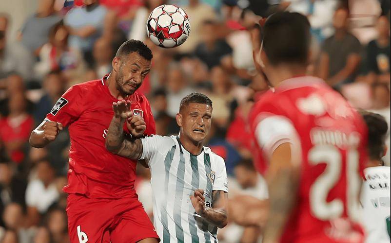 九游游戏官网关于里昂发布备战花絮；冲刺阶段手感冰凉；葡超任务艰巨；阵容厚度经受考验的信息